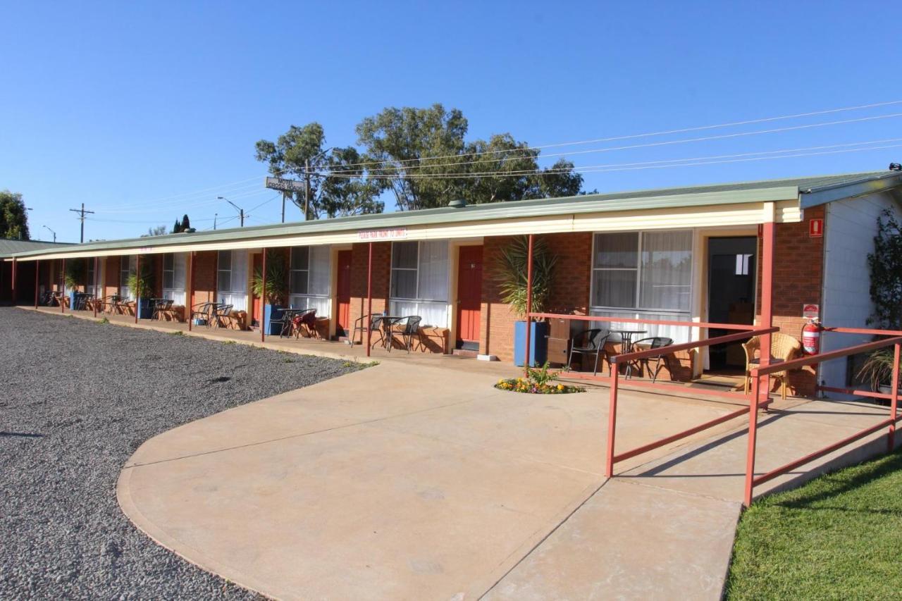Cross Roads Motel Cobar Zewnętrze zdjęcie