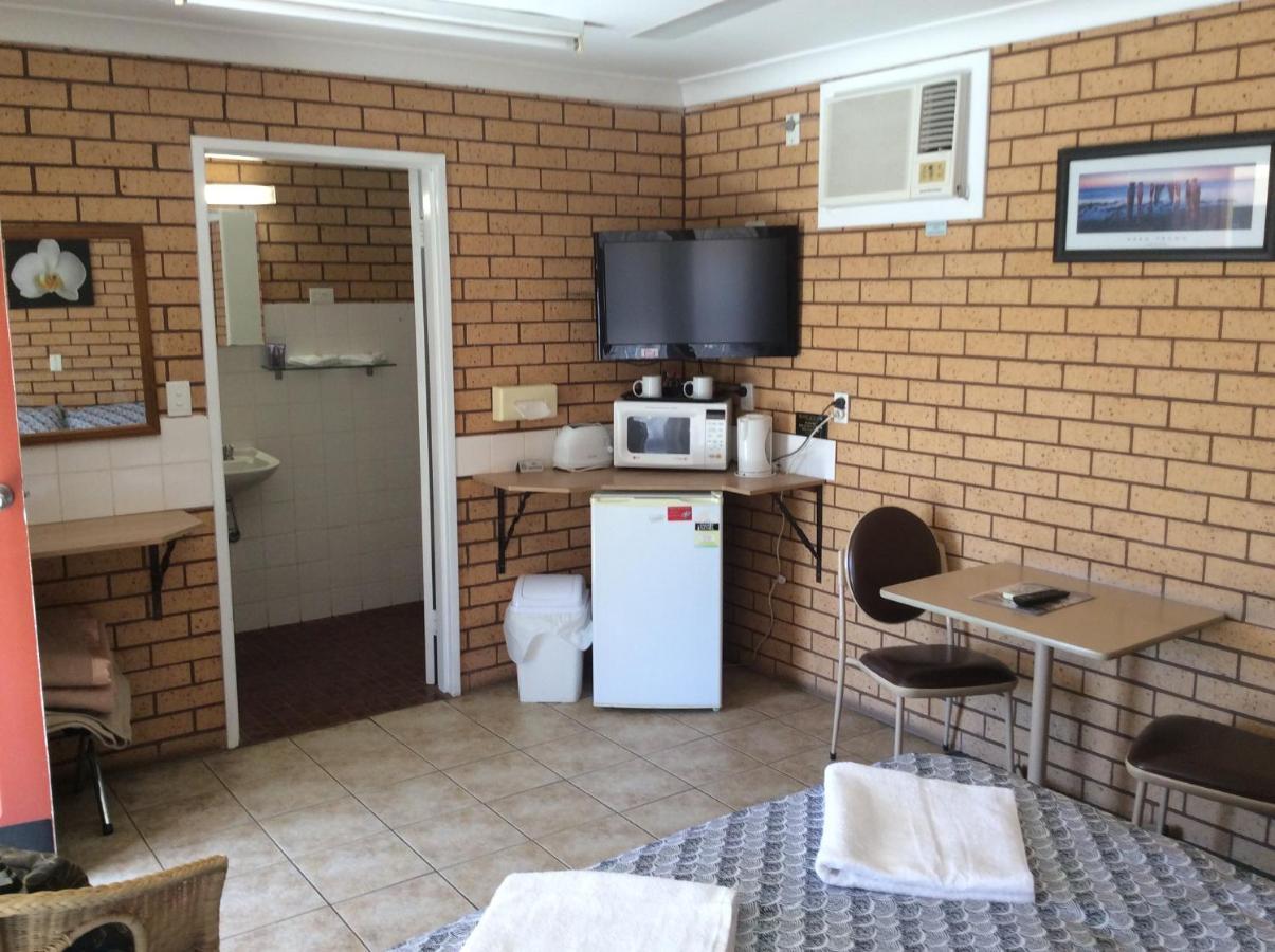 Cross Roads Motel Cobar Zewnętrze zdjęcie